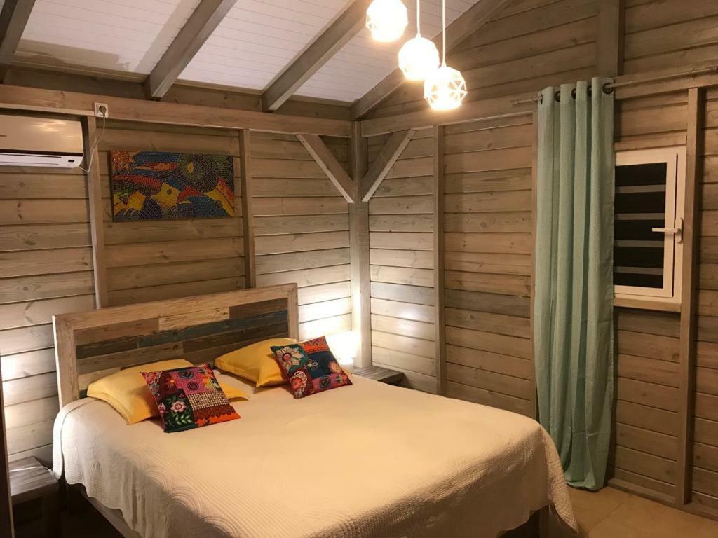 Charmant Bungalow Au Coeur De L'Ile Baie Mahault Eksteriør billede